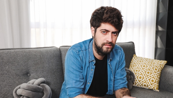 רועי נויפלד | צילום איה זך