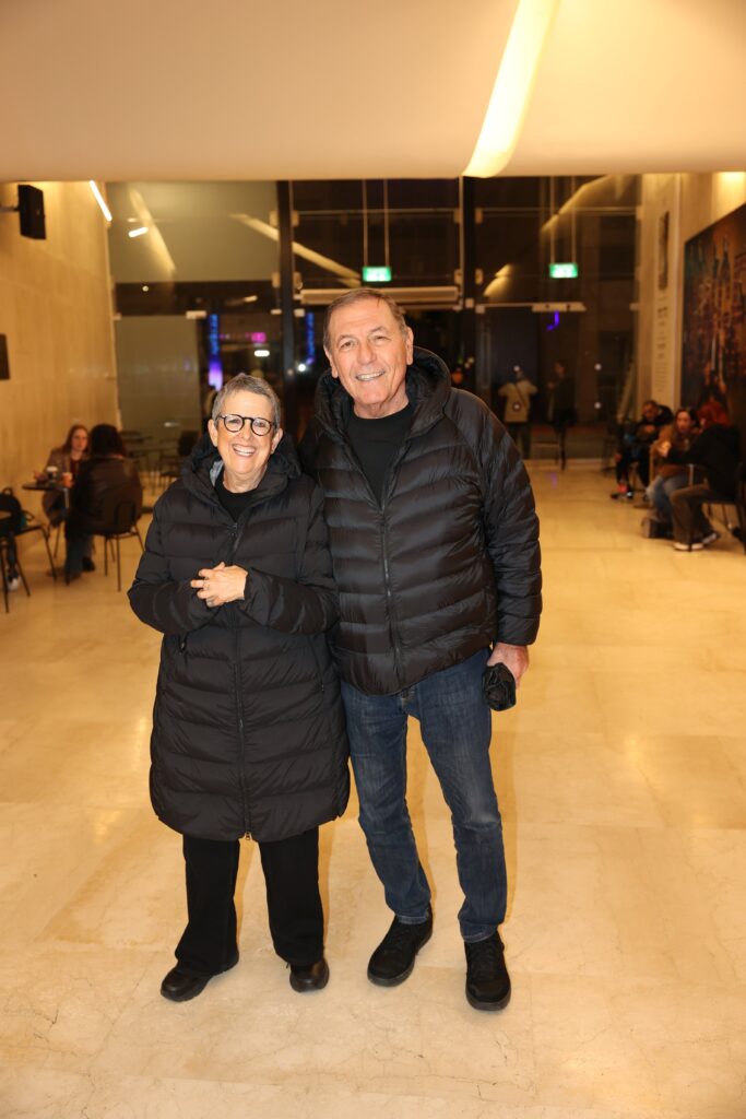 עודד בן עמי ובת הזוג | צילום: אור גפן