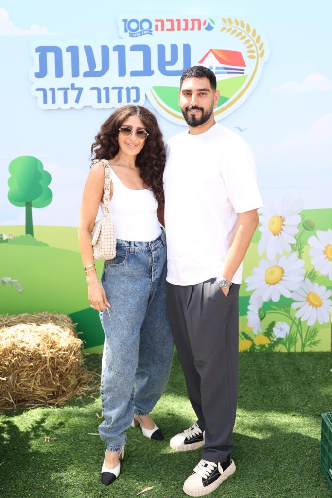 מירי כהן והבן מתן | צילום: אור גפן
